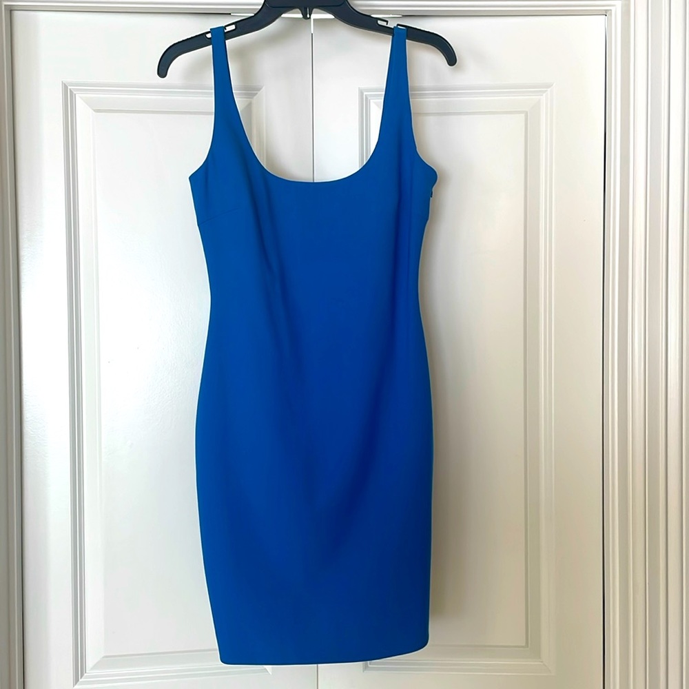 Elizabeth and James dress size 6